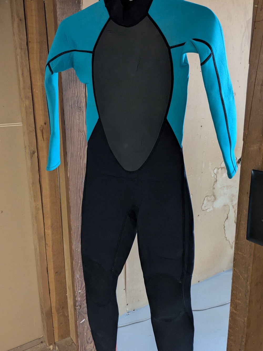 Youth Teal and Black Wetsuit